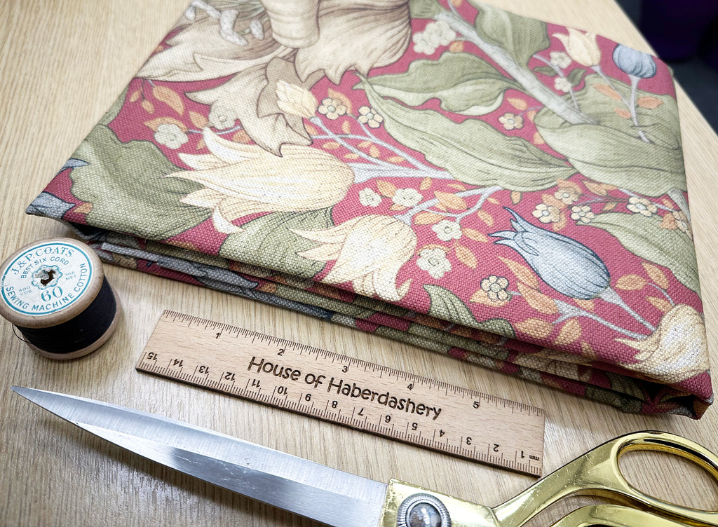 UPHOLSTERY FABRIC REMNANT - William Morris Helmshore Print Fabric - 1m Length