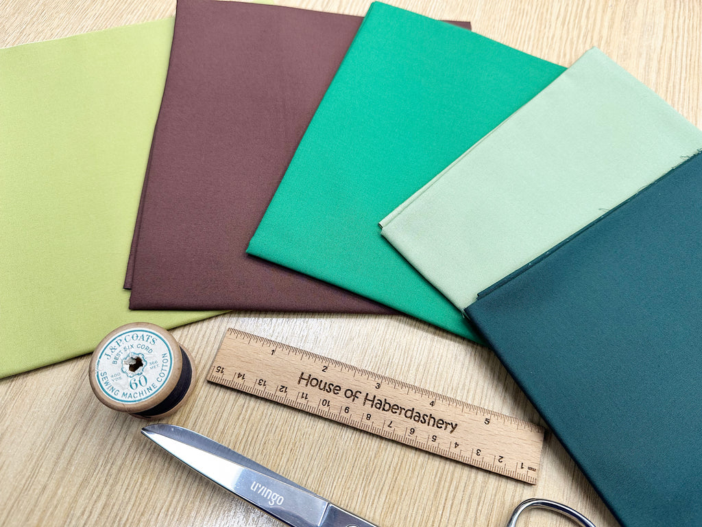 Fat Quarter Bundle - Plain Green Colour Cotton Fabric Mix - 5 Piece Bundle