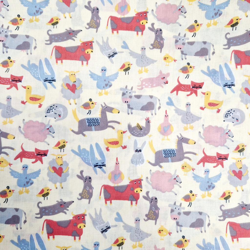 Children's Fabric - Farm Yard Animals on Cream - Polycotton Prints